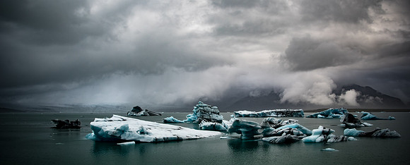 Jokulsarlon - glacial lagoon